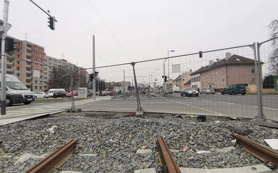 Křižovatku ulic Trnkova a Rooseveltova v budoucnu protne tramvajová trať
