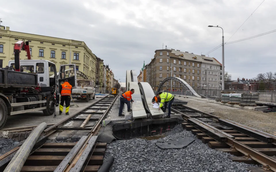 FOTOGALERIE: Olomouc si odechne. V červenci se pro auta a tramvaje konečně otevře Rejnok