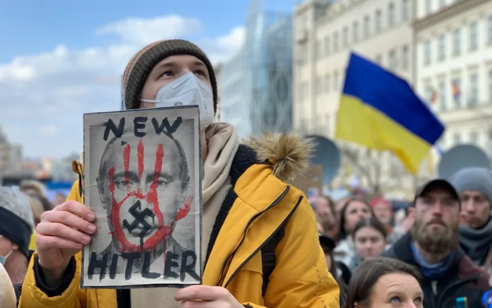 POLITICKÁ KORIDA: Mělo by město Olomouc zadávat veřejné zakázky firmám napojeným na Rusko?