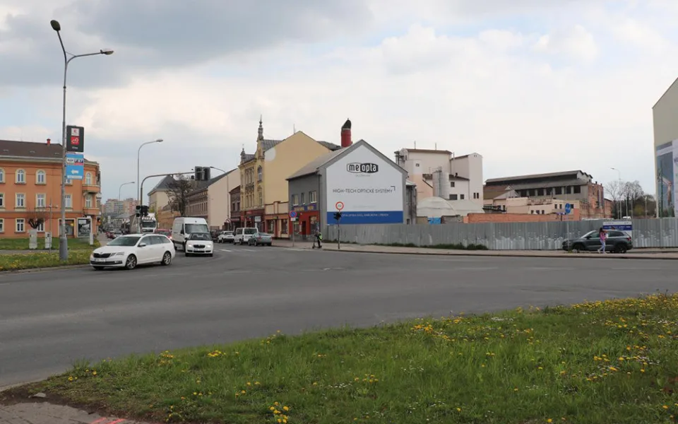 Frekventované křížení ulic Kojetínská – Komenského a Velké Novosady čeká do konce července omezení