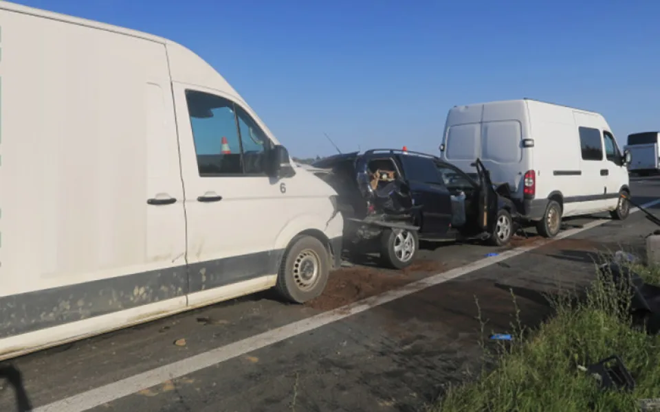 Dopravu u Přerova zkomplikovala hromadná nehoda