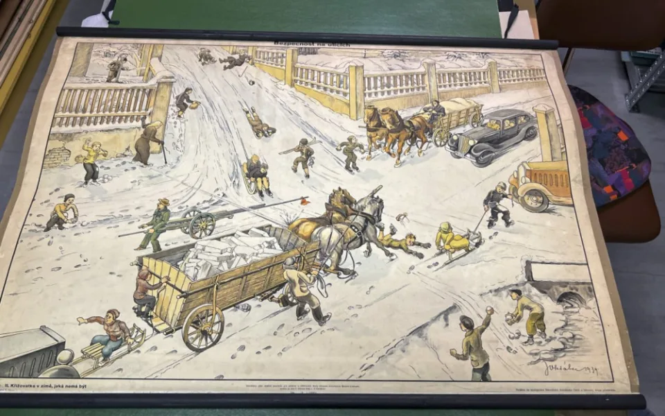 Přerovské muzeum má jedinečnou sbírku školních obrazů. Některé jsou až děsivé