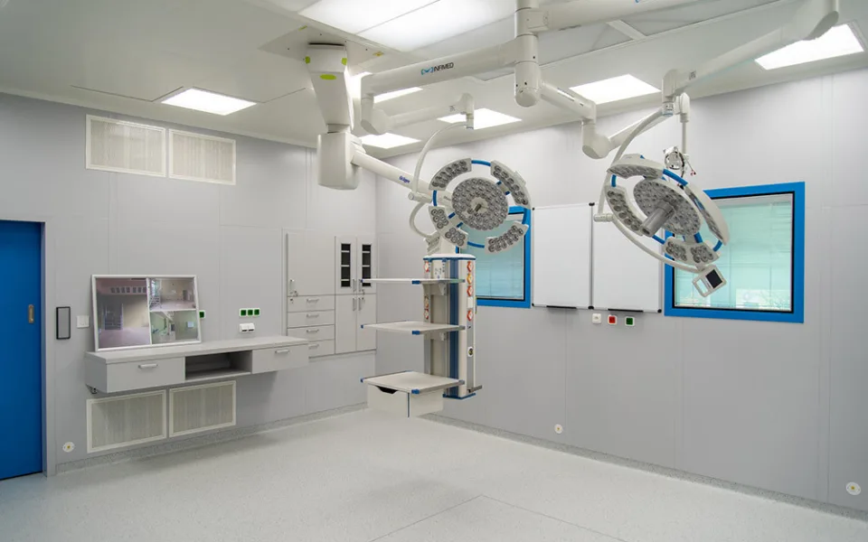 Ústní a obličejová chirurgie v novém: specialisté z olomoucké nemocnice získali moderní sálový komplex
