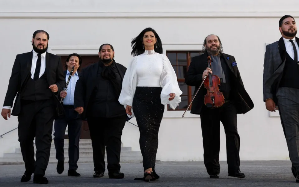 Moravská filharmonie chystá koncert s orchestrem Cigánski Diabli, držitelem Grammy