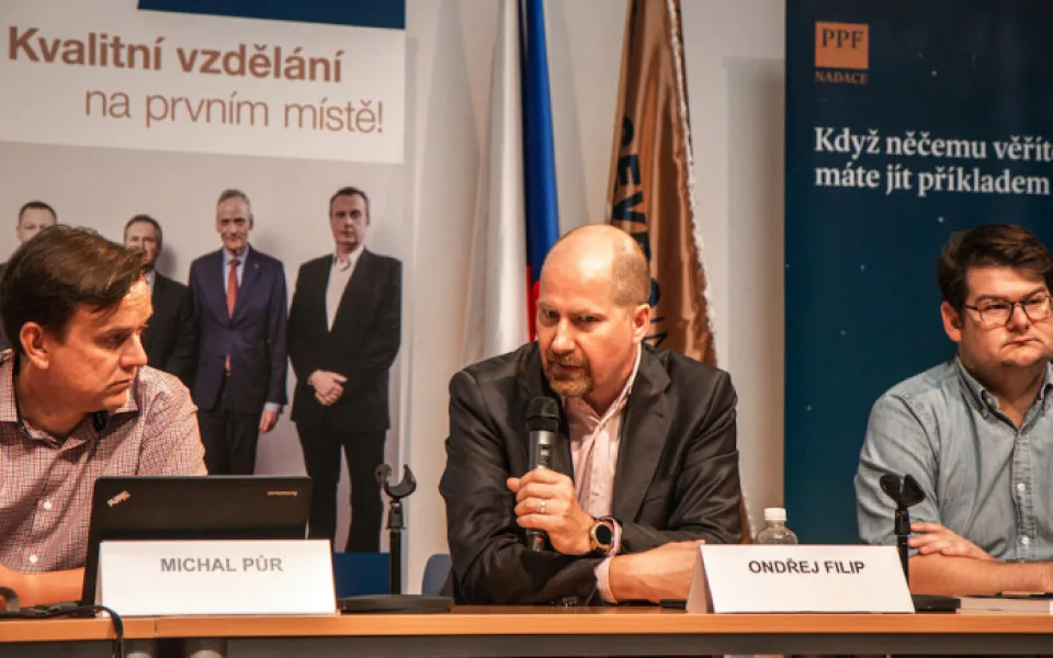size3-size4-1656571604014-241-blokovani-nas-nespasi-lepsi-je-kvalitni-medialni-vychova-rika-vykonny-reditel-sdruzeni-ktere-vyplo-p