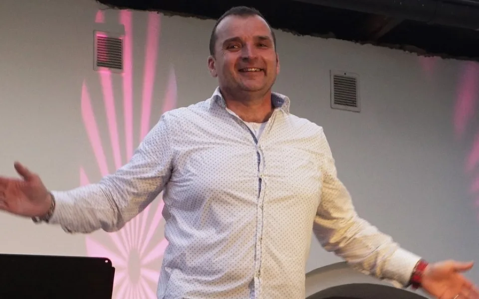 V roce 2020 nás opustili dva populární přerovští zpěváci, taneční mistr, bývalý starosta, ale i oblíbený farář