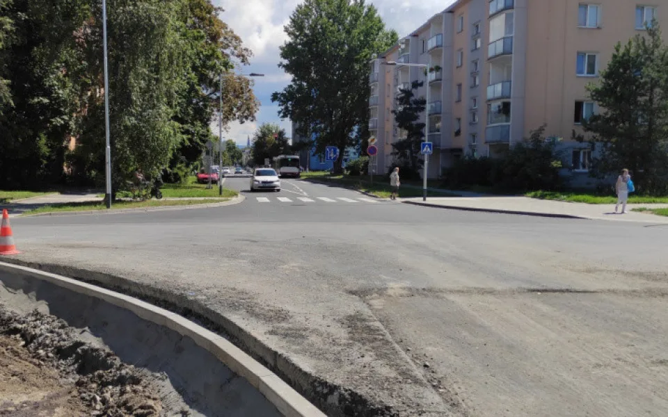 Část olomoucké třídy Svornosti prošla loni opravou, letos je v plánu další etapa