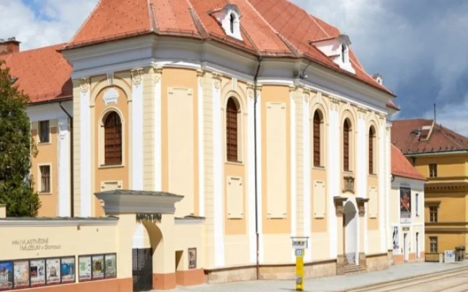 Výstava Dětský svět bude ve Vlastivědném muzeu kvůli prasklinám v krovu uzavřena dva měsíce