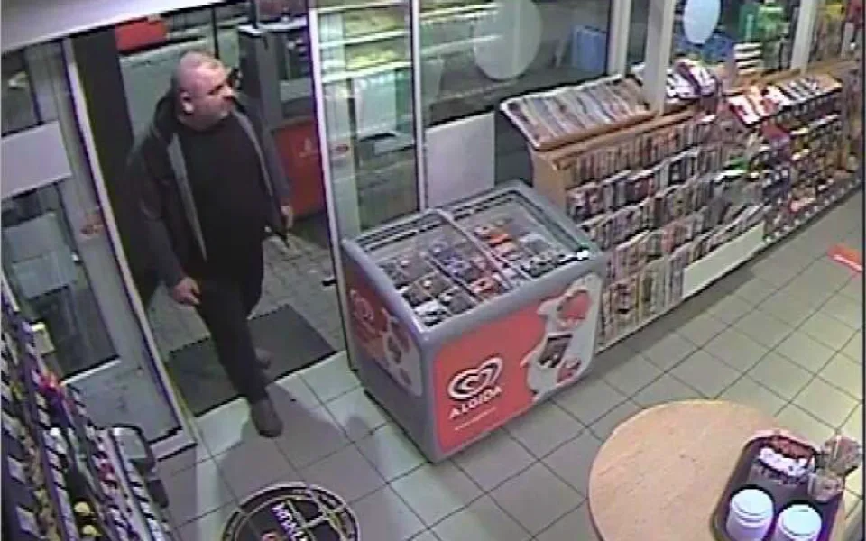 Policie pátrá po totožnosti muže