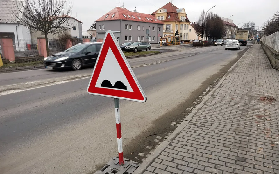 Finální etapa litovelského průtahu začíná. Omezení pro dopravu se budou měnit