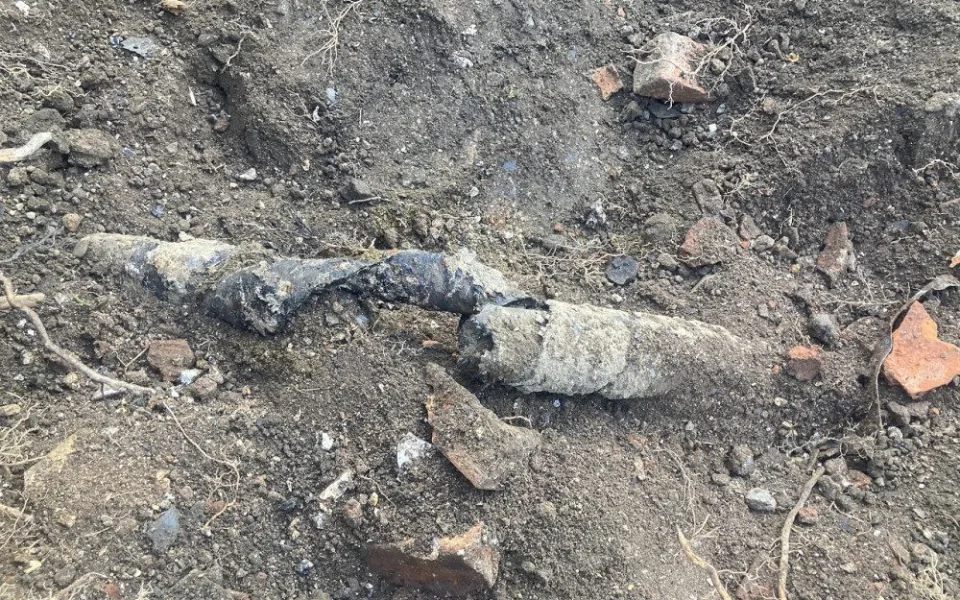 Dělník překopl krumpáčem vysokonapěťový kabel. Přes pět tisíc domácností ze Šternberka bylo bez elektřiny