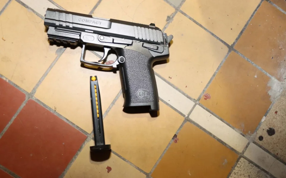 VIDEO: Osmičlenný gang narkomanů z Prostějova má na svědomí padesátku krádeží. Peníze šly na drogy