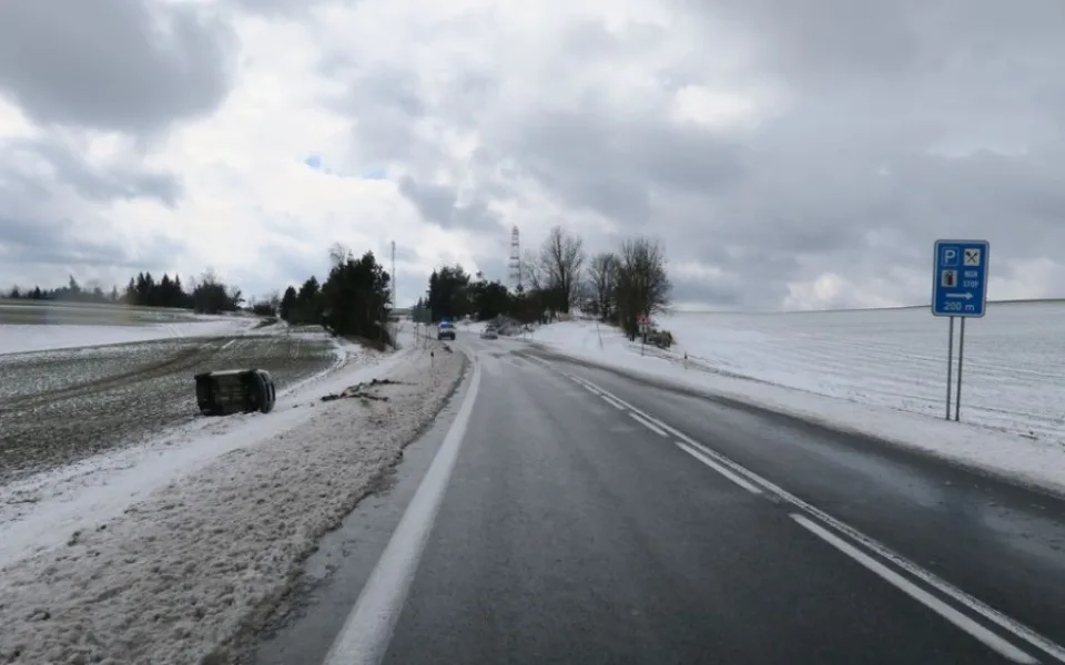 auto na střeše