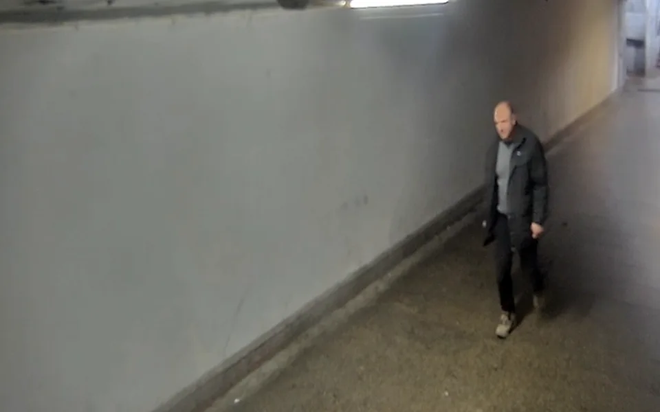 Policie pátrá po identitě muže z olomouckého podchodu. Případ halí tajemství