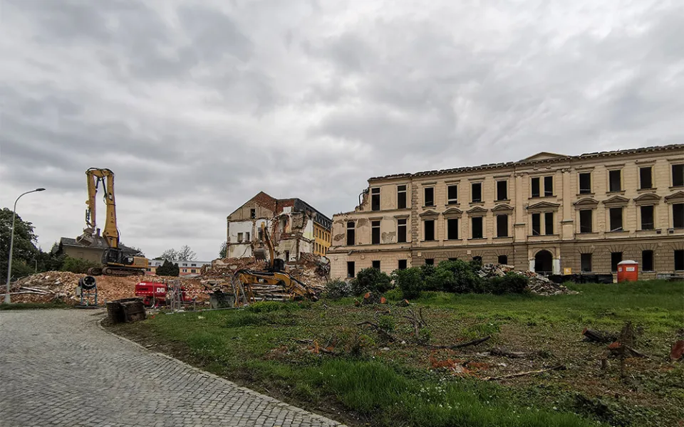 Budova B v areálu FN Olomouc ustoupí modernímu pavilonu