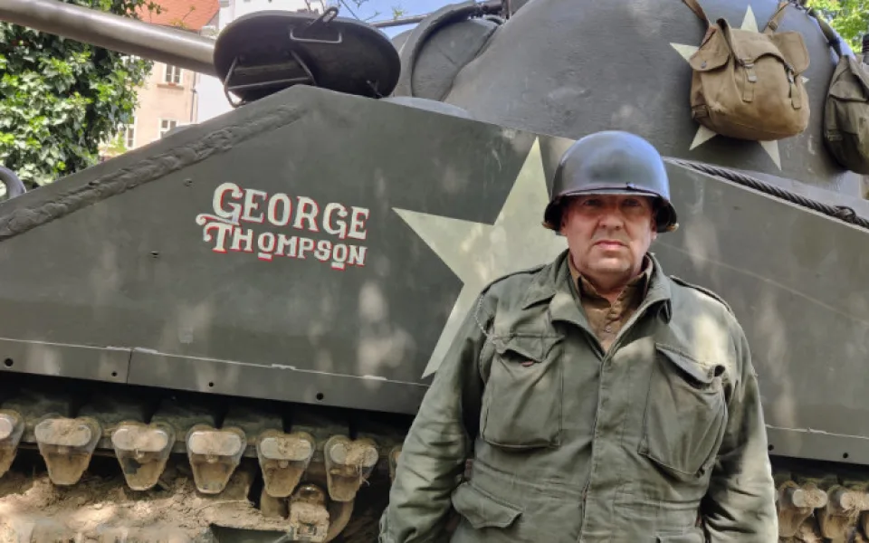 Sběratel Pavel Rogl si splnil klukovský sen. Jako jediný v Česku vlastní pojízdný americký tank Sherman