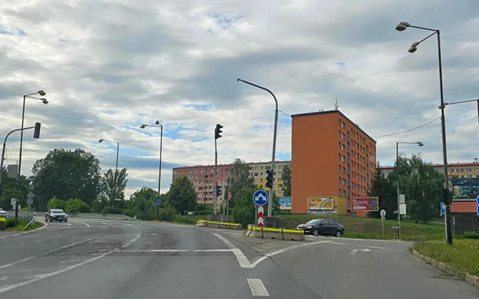 Vypnutou světelnou křižovatku nahradí v Předmostí turbokruháč