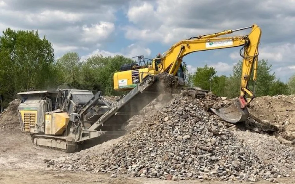V Lověšicích má vyrůst centrum na zpracování stavebního odpadu. Obyvatelé mají řadu podmínek