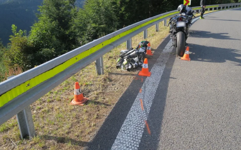 Policie se na Červenohorském sedle opět zaměří na motorkáře. Půjde o výcvik, jak zvládat kritické situace