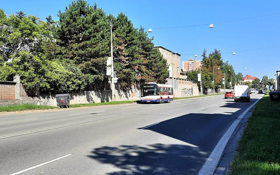 Uzavírka průtahu v Olomouci ovlivní jedenáct autobusových spojů, na týden zastaví i tramvaje