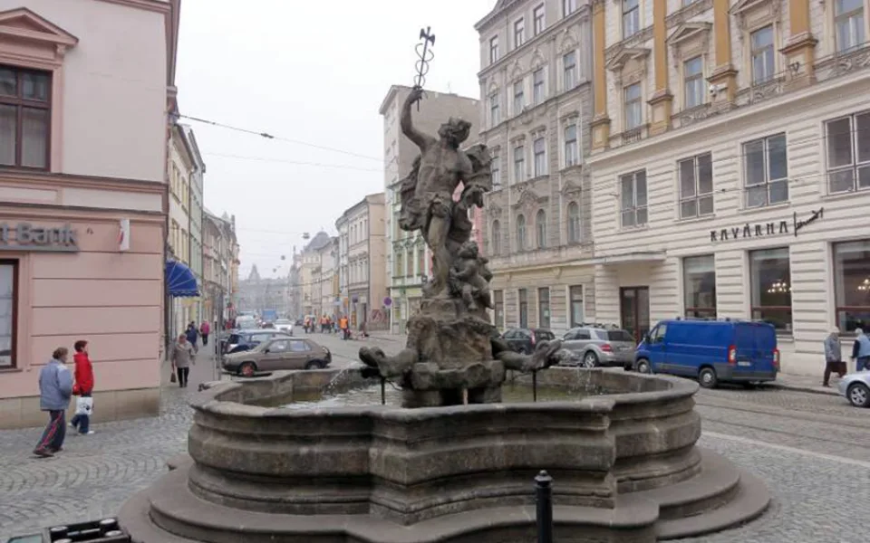 Merkurova kašna v centru Olomouce - ilustrační foto