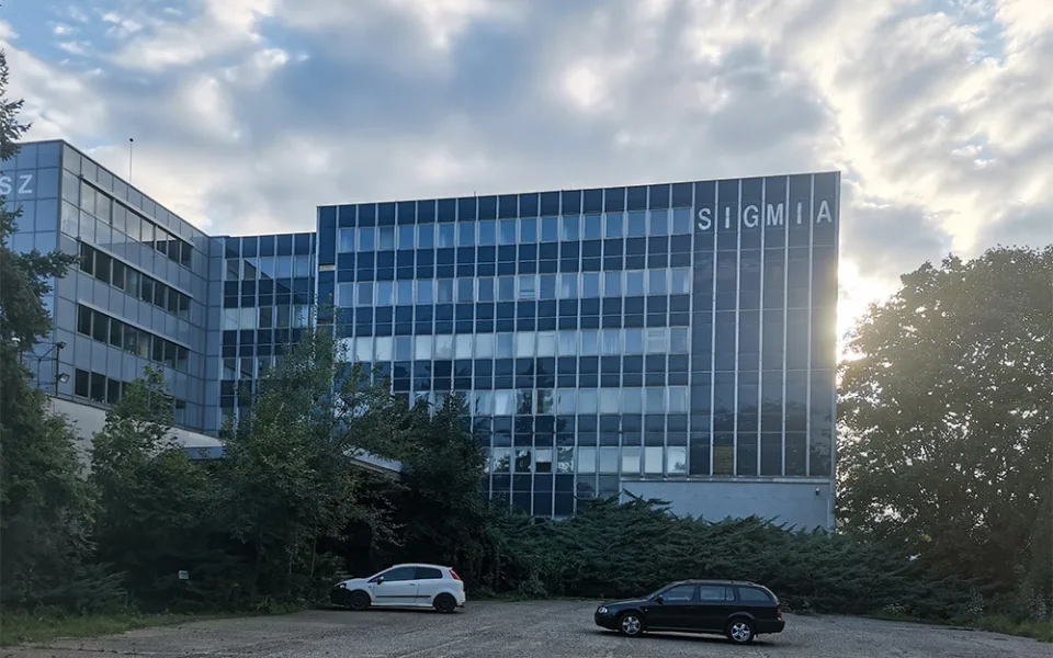 Budova Sigmia na ulici Kosmonautů v Olomouci projde rekonstrukci, součástí zakázky je i vybudování přístavby