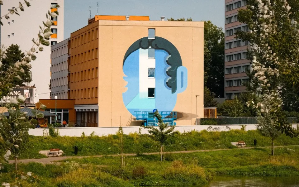hlavni