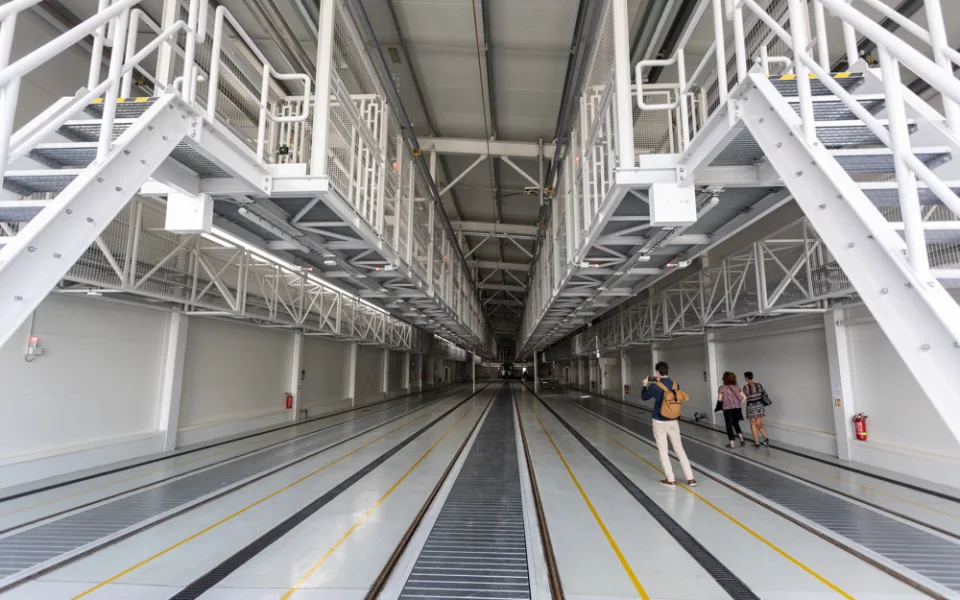 Hala pro osmnáct tramvají v Olomouci je hotová. Na exkurzi může i veřejnost