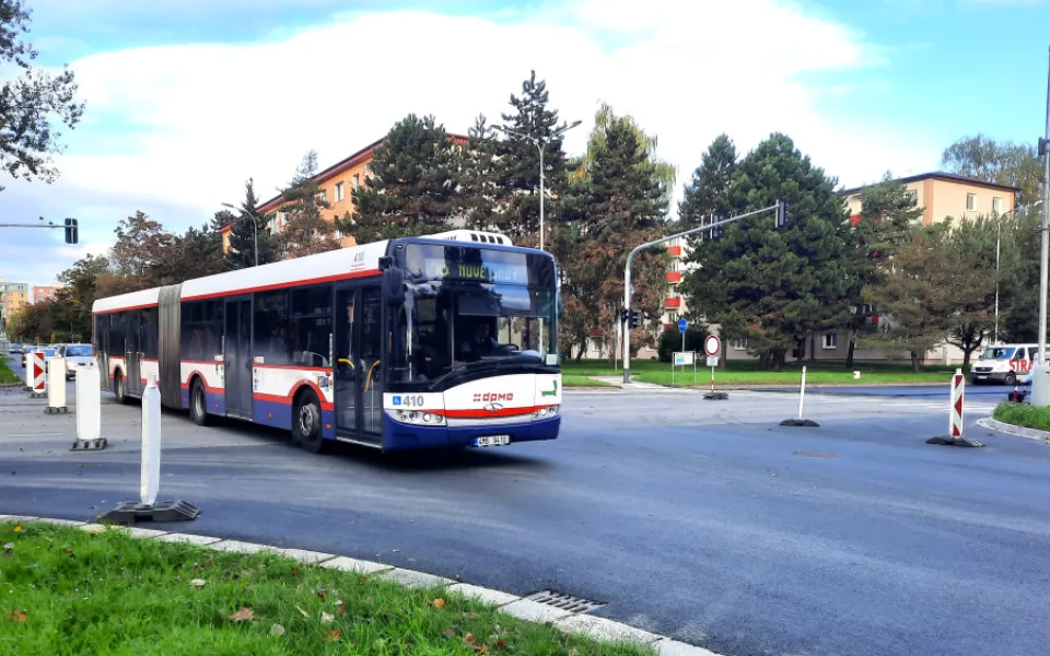 Opravy průtahu Olomoucí přinesou další komplikace. Křižovatka na třídě Svornosti bude do konce týden úplně uzavřená