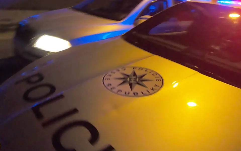 VIDEO: Dvě stě po městě. Policisté v noci naháněli v Olomouci zdrogovaného řidiče