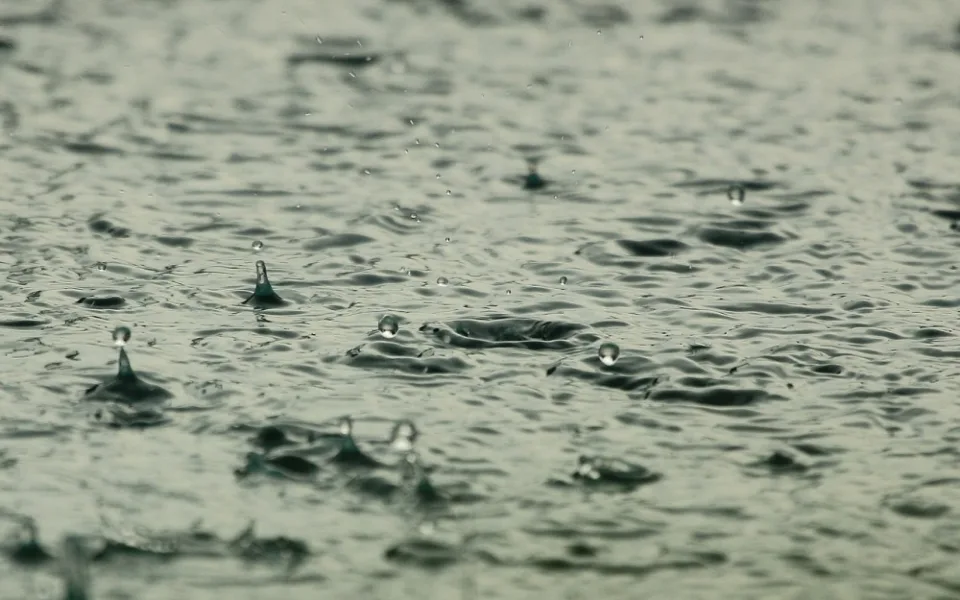 Meteorologové varují před vydatným deštěm v Jeseníkách a Rychlebských horách. Hrozí rozvodnění toků