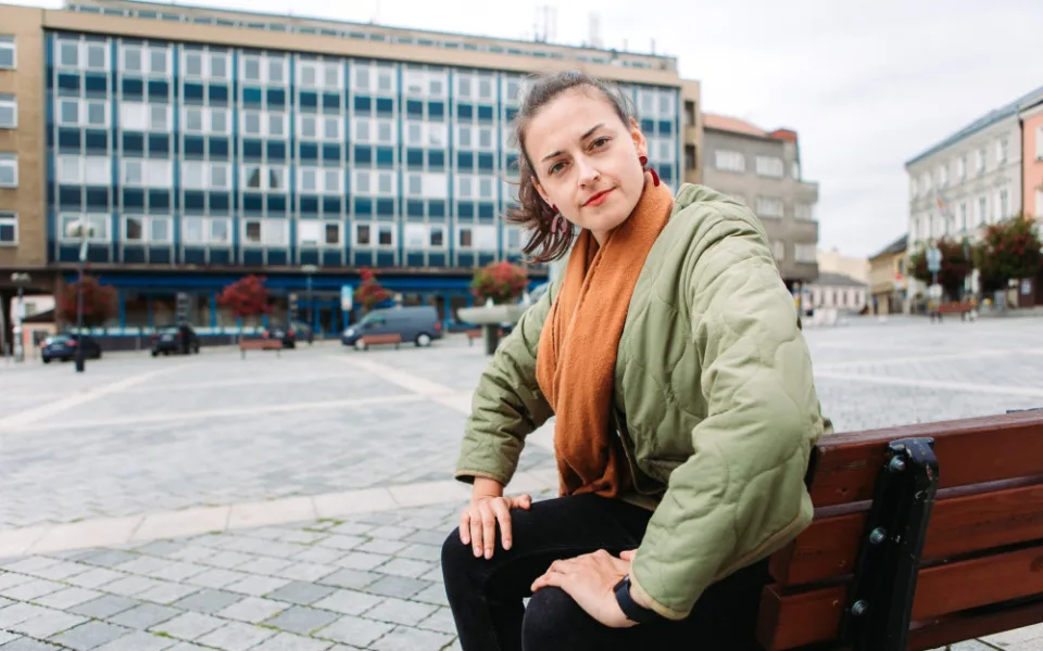 Jednička přerovských Pirátů Lenka Jüngling končí v zastupitelstvu. Jede do zámoří budovat školu jógy