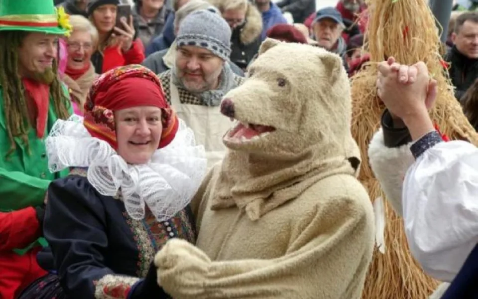 TIP NA VÍKEND: V Prostějově a Přerově se v sobotu konají masopusty. Nabídnou masky a tradiční pochoutky