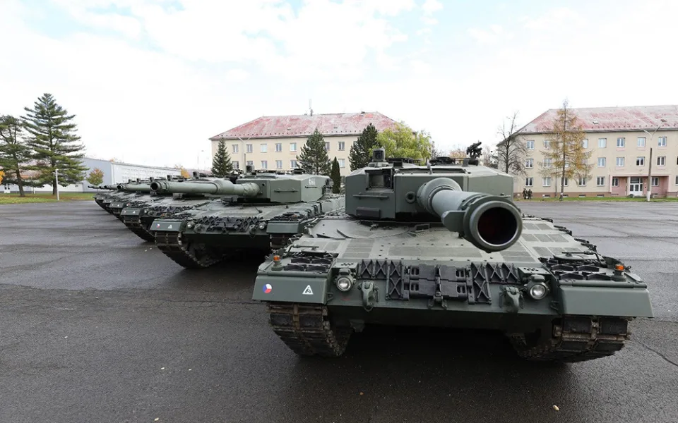 Tanky Leopard 2A4