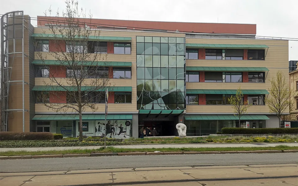 Budova Namiro v Palackého ulici v Olomouci