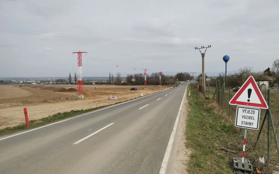 BŘEZEN 2024: Agresivní řidiči na Jesenicku, poslední část dálnice u Olomouce, černé garáže ve Vrahovicích