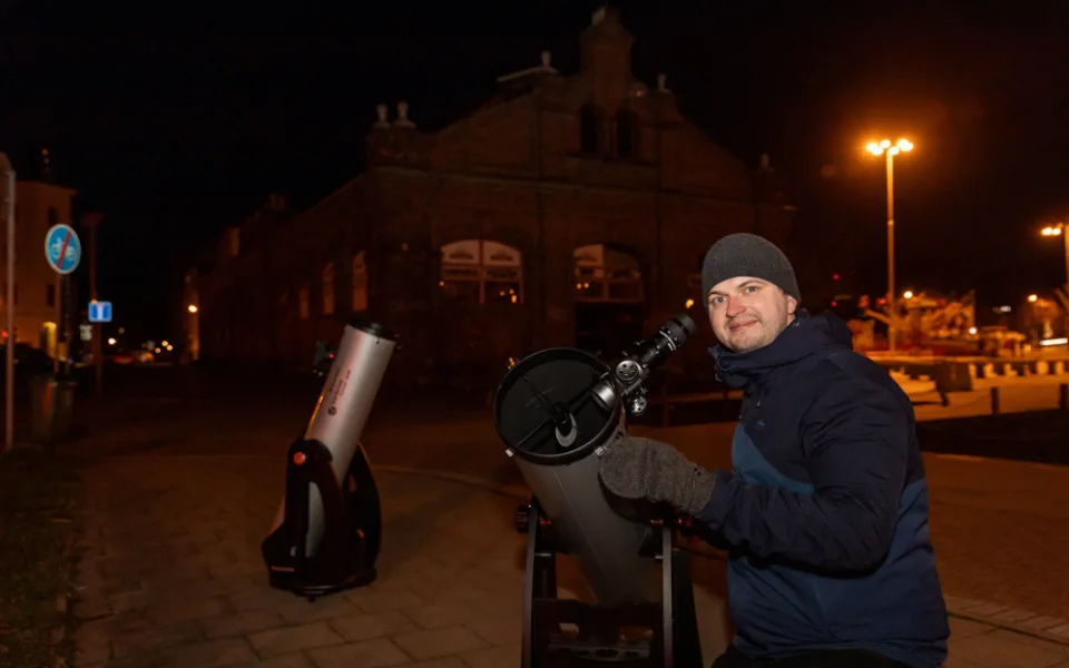 S hvězdářským dalekohledem v ulicích Olomouce. Vyměnil jsem kancl za vesmír, říká Michal Štipl