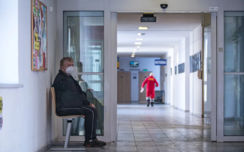 size3-17175016616415-152-statni-zdravotni-ustav-nakazy-cernym-kaslem-asi-ubyva-na-poctech-pacientu-se-to-zatim-neprojevuje