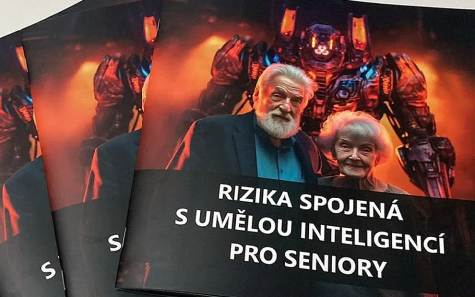 Jak se nenechat obelhat umělou inteligencí? Seniorům pomůže příručka z Univerzity Palackého