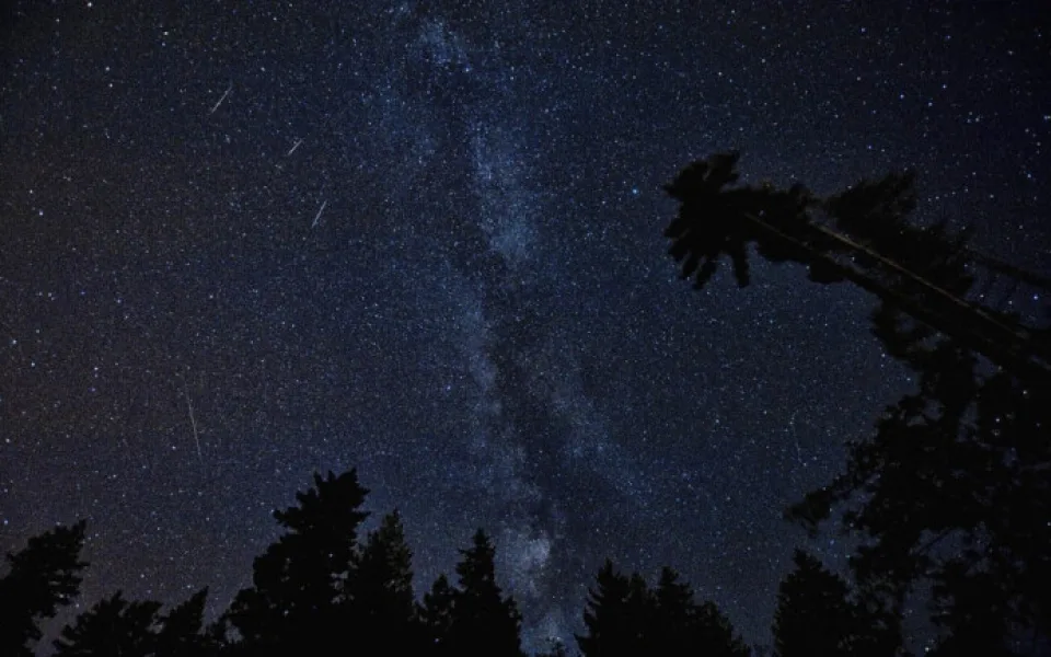 size3-size4-17229265236096-303-zacatkem-pristiho-tydne-bude-idealni-doba-na-pozorovani-meteorickeho-roje-perseid
