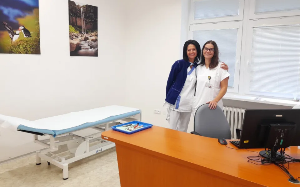 MUDr. Kateřina Pitrochová se setřičkou Miroslavou Šilcovou