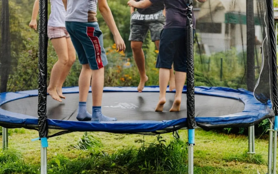 size3-17236338707799-207-vedra-zvedla-poptavku-po-padlech-trampolinach-i-podvodnich-skutrech