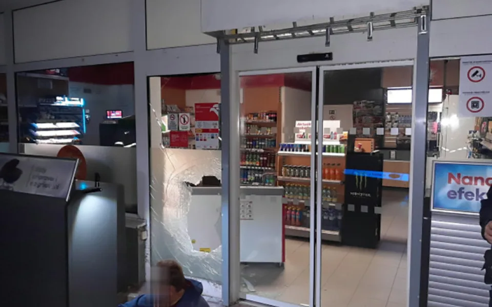 Krádež vloupáním na benzínové čerpací stanici v Kojetíně