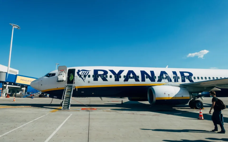 aircraft-5706276_1280