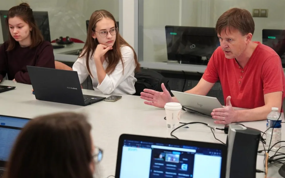 Umělá inteligence blíže člověku. Mohou za to vědci z olomoucké univerzity