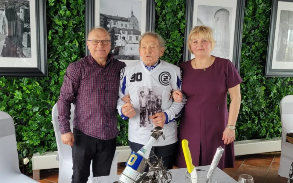 Ve věku 92 let odešel závodník a jeden ze zakladatelů motokrosu v Dlouhé Loučce Jaroslav Kovář