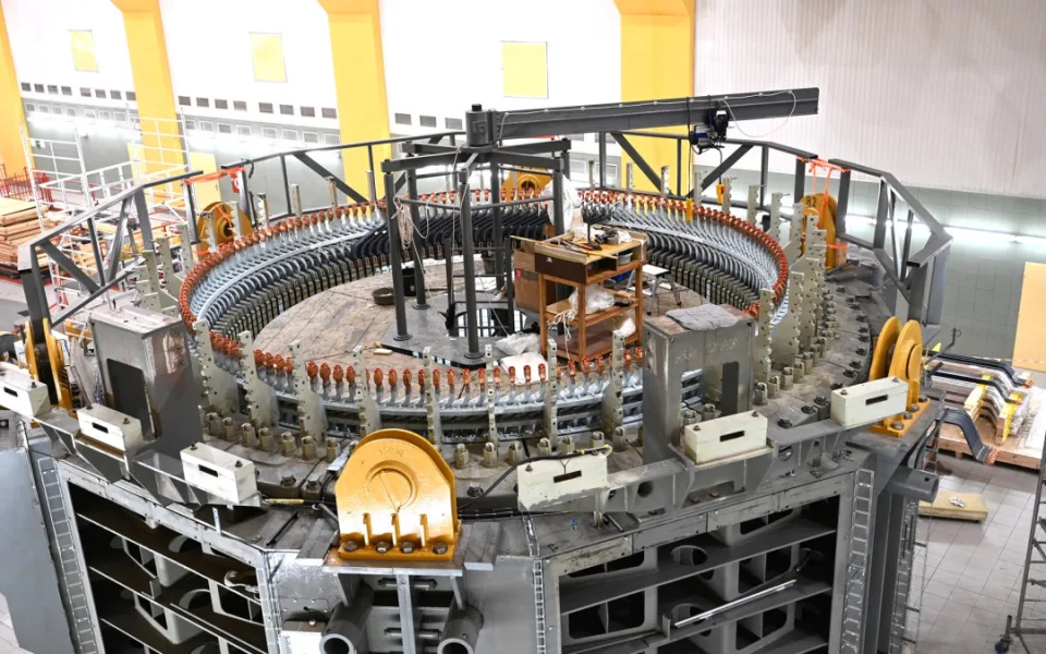Modernizace přečerpávací vodní elektrárny Dlouhé stráně přijde na 800 milionů. Oprav se dočká turbosoustrojí