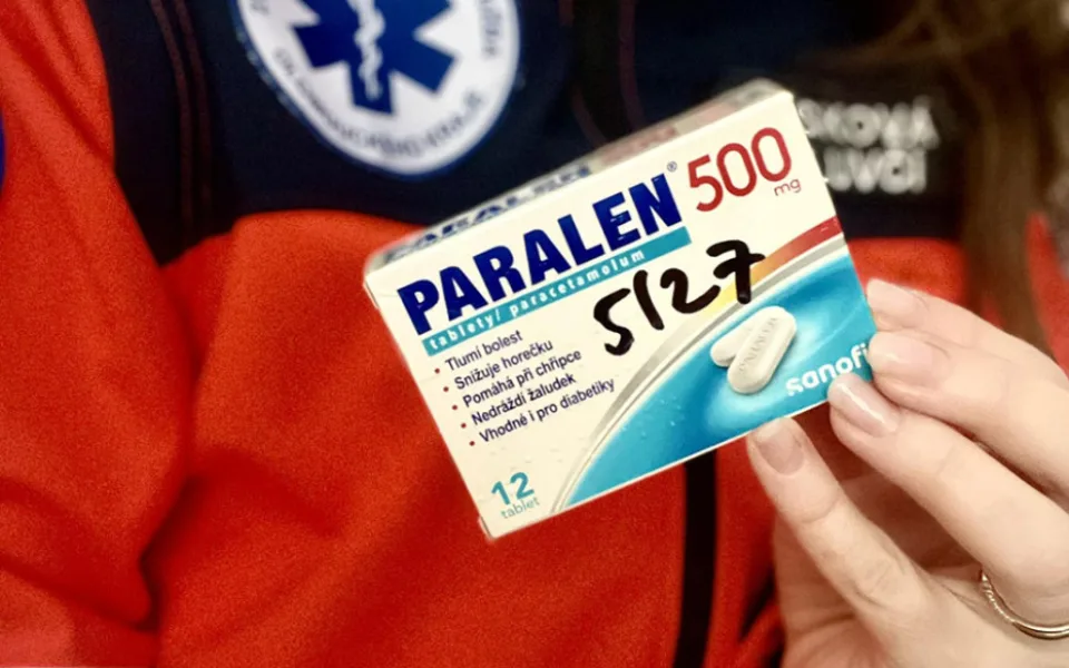Zničená játra i hrozba smrti. Olomoučtí záchranáři varují před paralenovým hazardem z TikToku