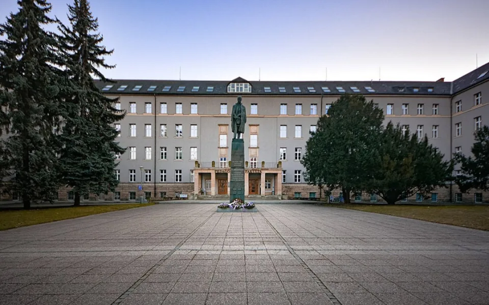 Budova Pedagogické fakulty UP na Žižkově náměstí v Olomouci projde rekonstrukcí