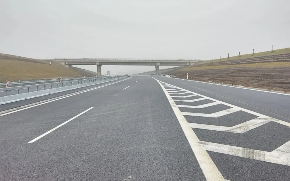 D35